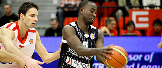 vtb-league.com Vojtech Hruban a Obie Trotter